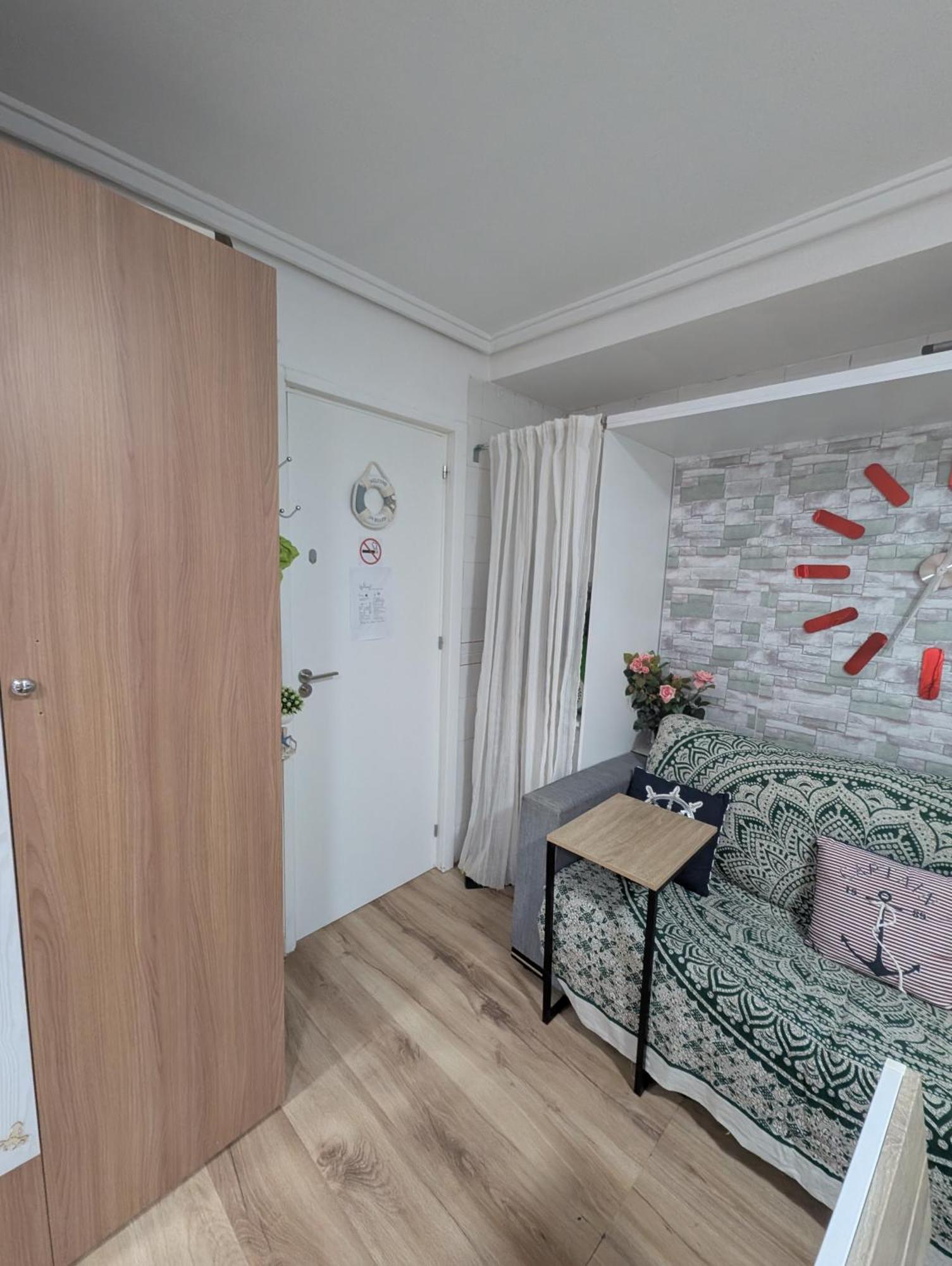 Alicante Postiguet Studios 외부 사진