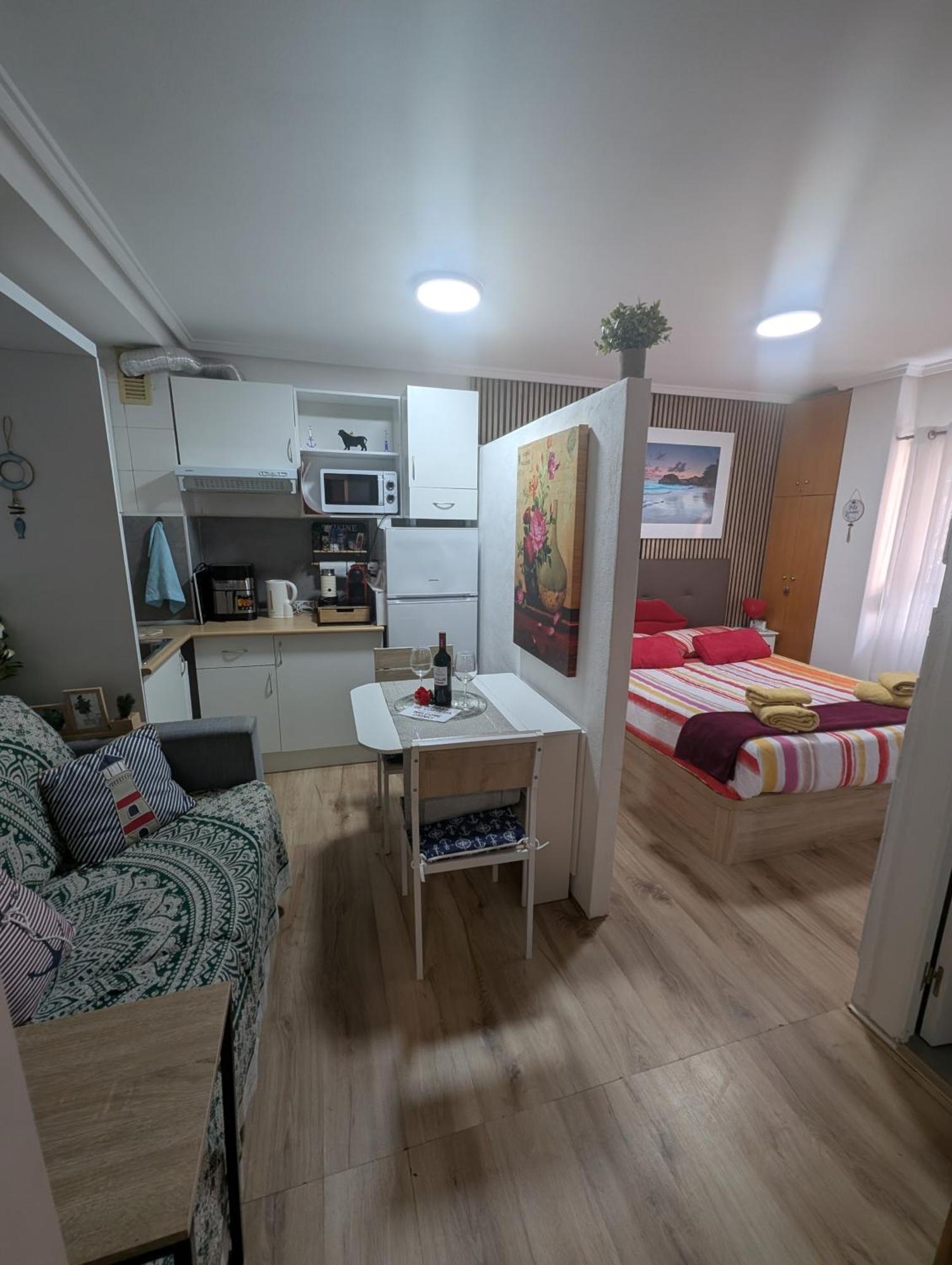 Alicante Postiguet Studios 외부 사진